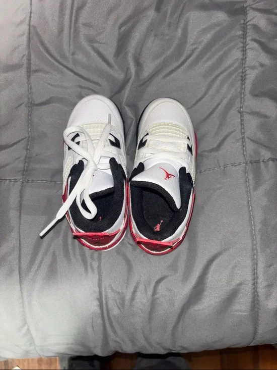 J4 Kids White and Red Athletic Sneakers - Classic Retro Style - Picture 4 of 7